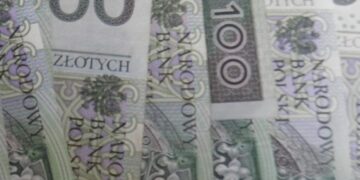 Najpopularniejszy banknot to 100 zł