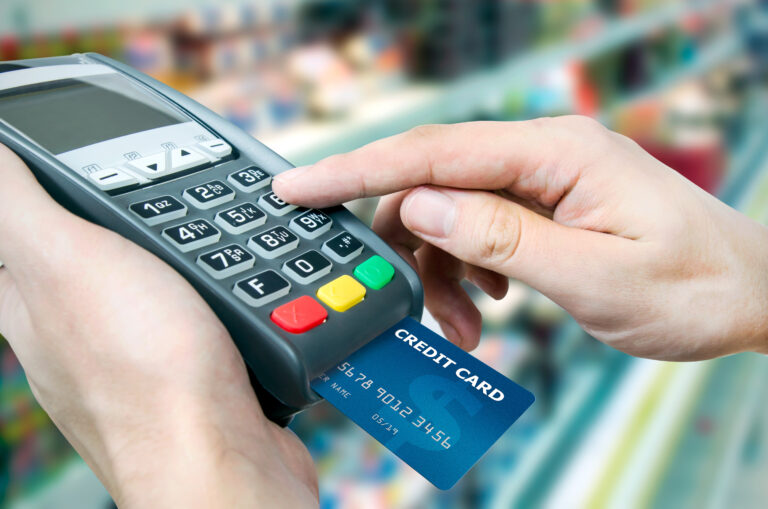 Oferta: „Zarabiaj płacąc kartą kredytową 1|2|3” – moneyback w Santander Bank Polska