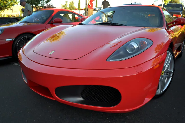 Licytacja Ferrari za niespłacone alimenty